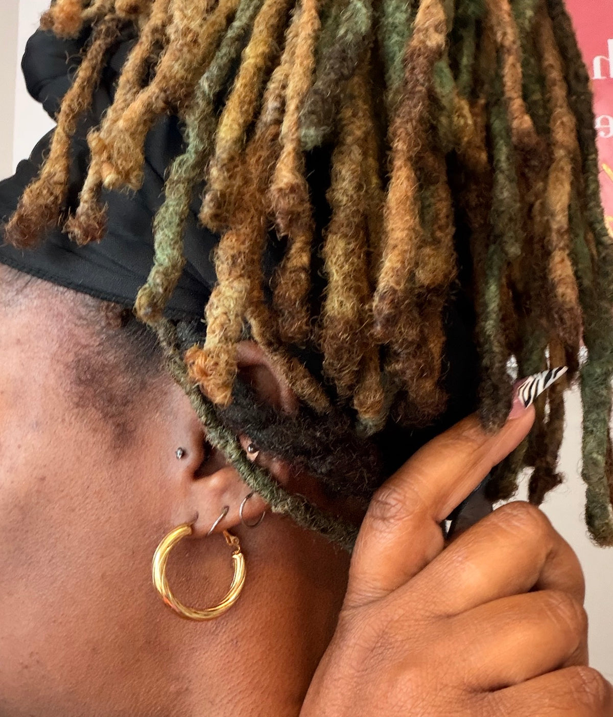The Everyday  Gold Lux Hoop
