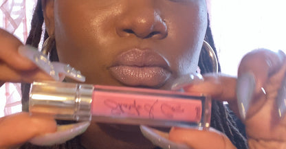 Muse Lip Glaze 8ml Wand Tube.