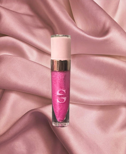 Savage Lip Glaze 8 ml Wand Tube.
