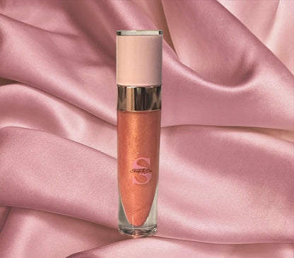 Georgia Peach 8 ml Lip Glaze Wand Tube.