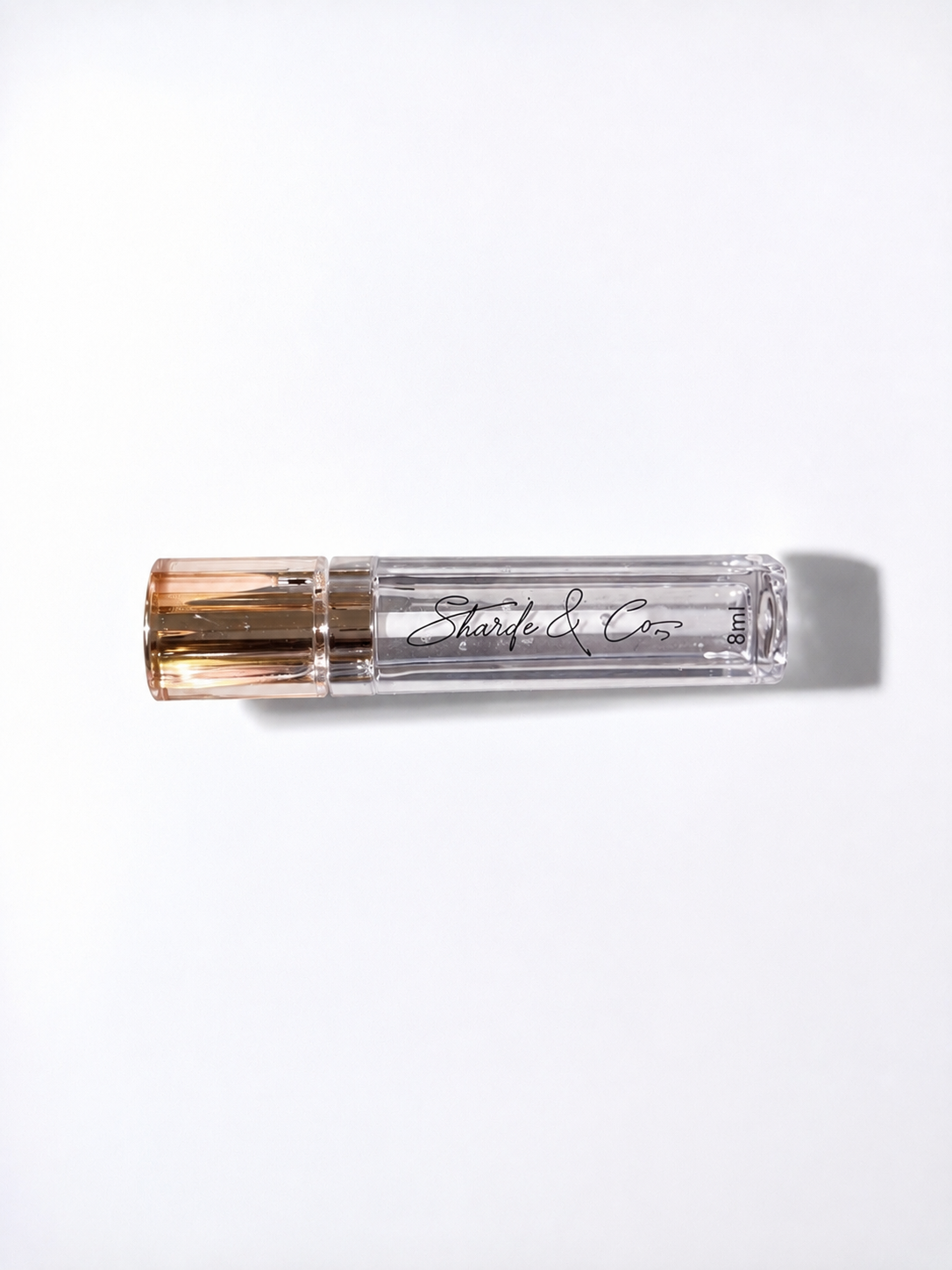 Clarity Lip Glaze 8 ml Wand Tube.