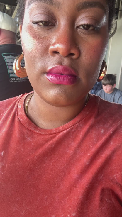 Mood Lip Glaze 15 ml Squeeze Tube.